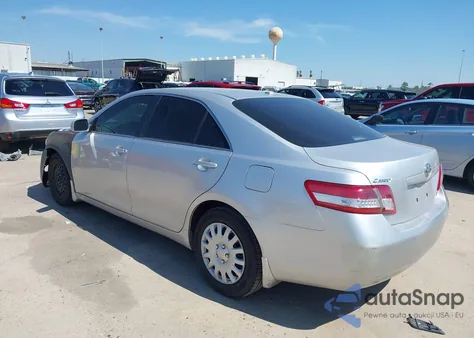 2010 Toyota Camry Le z USA, uszkodzony, nr VIN 4T1BF3EK9AU084117